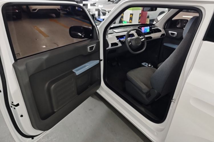 Used Geely Galaxy Panda 2023 Panda Mini 200km Endurance Bear Driver Seat