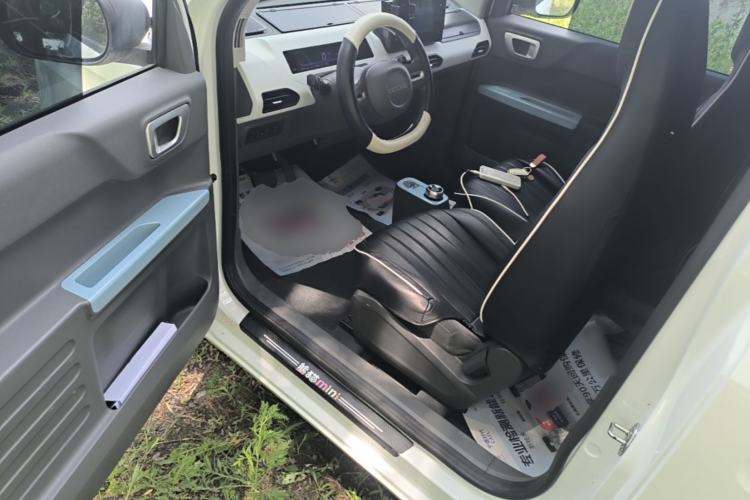 Used Geely Galaxy Panda 2023 Panda Mini 120km Asian Games Edition Driver Seat