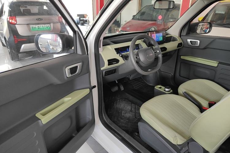Used Geely Galaxy Panda 2023 Panda Mini New Year Edition Treasure Bear Driver Seat