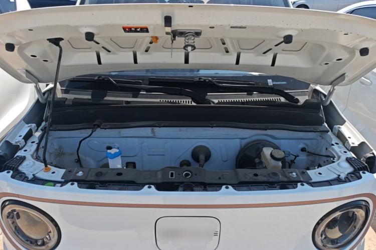 Used Geely Galaxy Panda 2023 Panda Mini 200km Endurance Bear Engine Bay