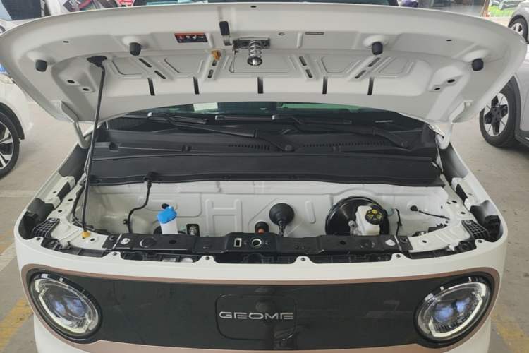 Used Geely Galaxy Panda 2023 Panda Mini 200km Dynamic Bear Engine Bay
