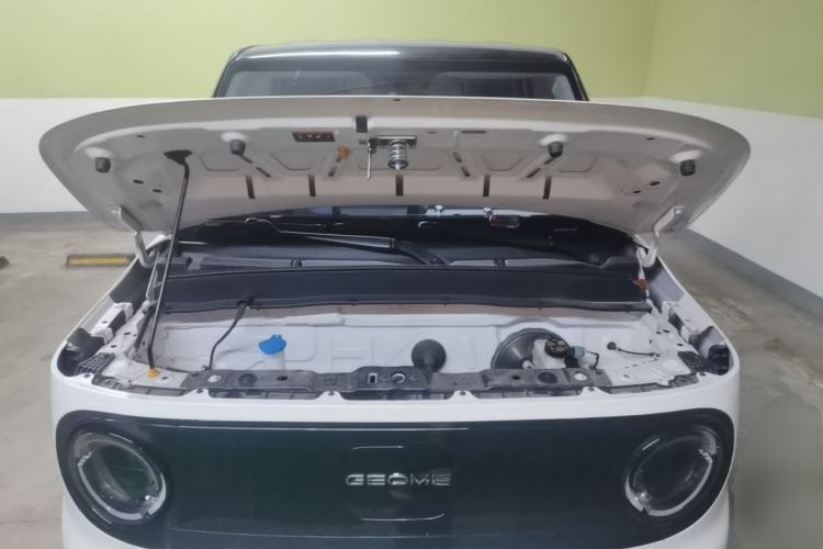 Used Geely Galaxy Panda 2023 Panda Mini 200km Endurance Bear Engine Bay