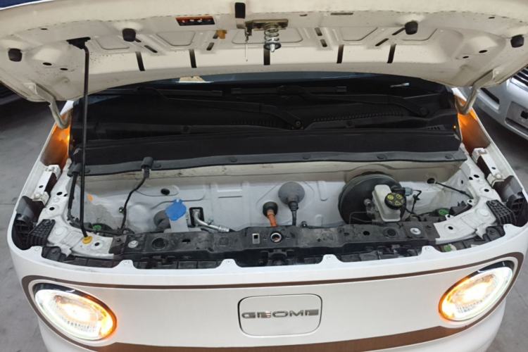 Used Geely Galaxy Panda 2023 Panda Mini 200km Endurance Bear Engine Bay