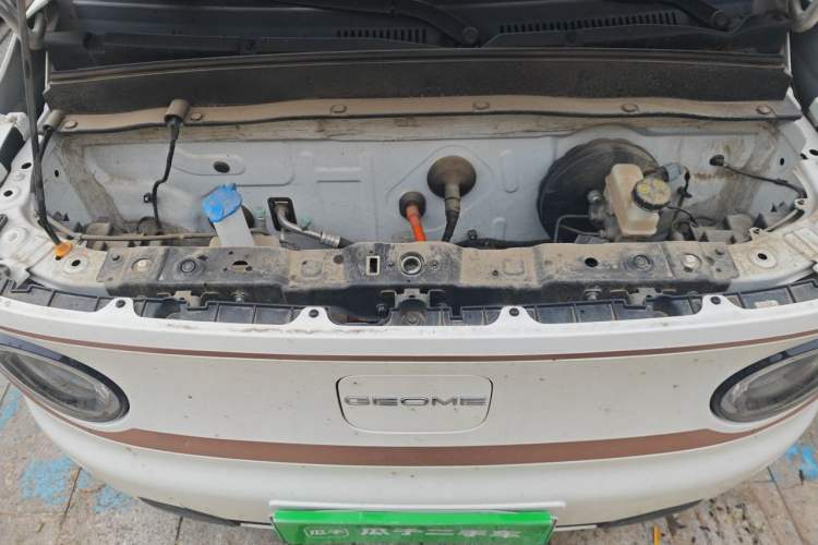 Used Geely Galaxy Panda 2023 Panda Mini 200km Endurance Bear Engine Bay