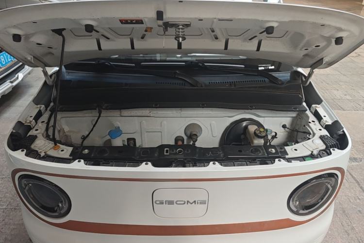 Used Geely Galaxy Panda 2023 Panda Mini 200km Endurance Bear Engine Bay