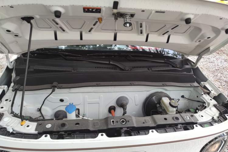 Used Geely Galaxy Panda 2023 Panda Mini 200km Endurance Bear Engine Bay