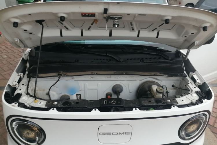 Used Geely Galaxy Panda 2023 Panda Mini 200km Endurance Bear Engine Bay