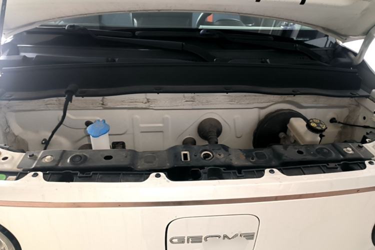 Used Geely Galaxy Panda 2023 Panda Mini 200km Endurance Bear Engine Bay