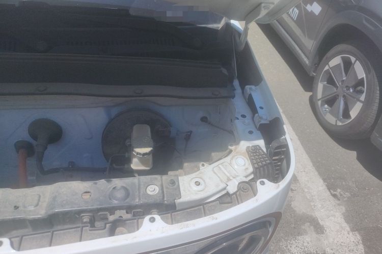 Used Geely Galaxy Panda 2023 Panda Mini 200km Endurance Bear Engine Bay Left