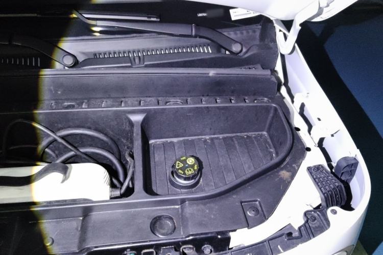 Used Geely Galaxy Panda 2023 Panda Mini 200km Endurance Bear Engine Bay Left