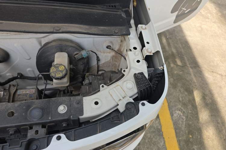 Used Geely Galaxy Panda 2023 Panda Mini 200km Endurance Bear Engine Bay Left