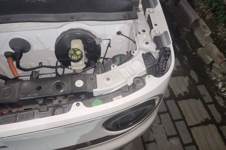 Used Geely Galaxy Panda 2023 Panda Mini 200km Endurance Bear Engine Bay Left