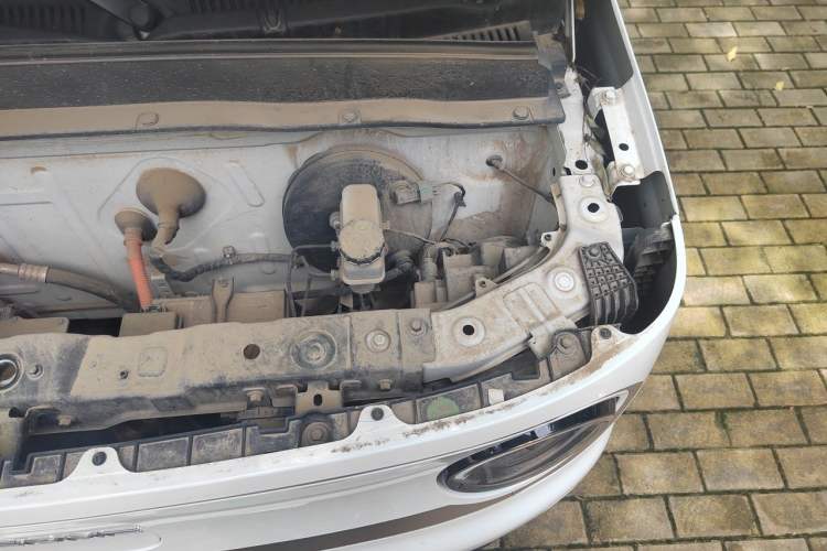 Used Geely Galaxy Panda 2023 Panda Mini 200km Endurance Bear Engine Bay Left