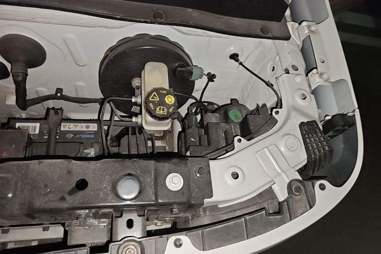 Used Geely Galaxy Panda 2023 Panda Mini 200km Endurance Bear Engine Bay Left