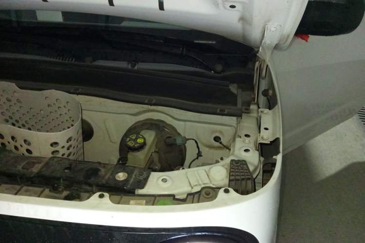 Used Geely Galaxy Panda 2023 Panda Mini 200km Endurance Bear Engine Bay Left