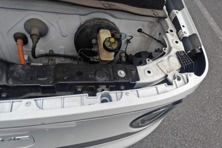 Used Geely Galaxy Panda 2023 Panda Mini 200km Endurance Bear Engine Bay Left