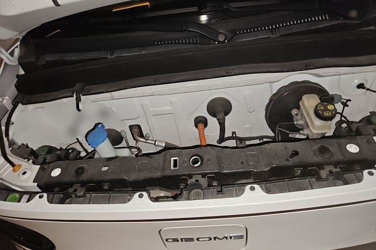 Used Geely Galaxy Panda 2023 Panda Mini 200km Endurance Bear Engine Bay