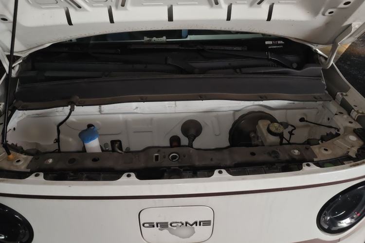 Used Geely Galaxy Panda 2023 Panda Mini 120km Super Cute Bear Engine Bay