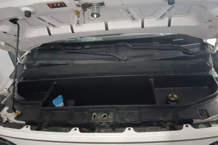 Used Geely Galaxy Panda 2023 Panda Mini 200km Endurance Bear Engine Bay