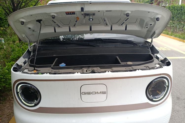 Used Geely Galaxy Panda 2023 Panda Mini 200km Endurance Bear Engine Bay