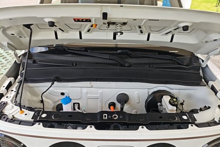 Used Geely Galaxy Panda 2023 Panda Mini 200km Endurance Bear Engine Bay