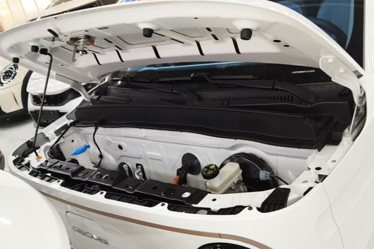 Used Geely Galaxy Panda 2023 Panda Mini 200km Endurance Bear Engine Bay