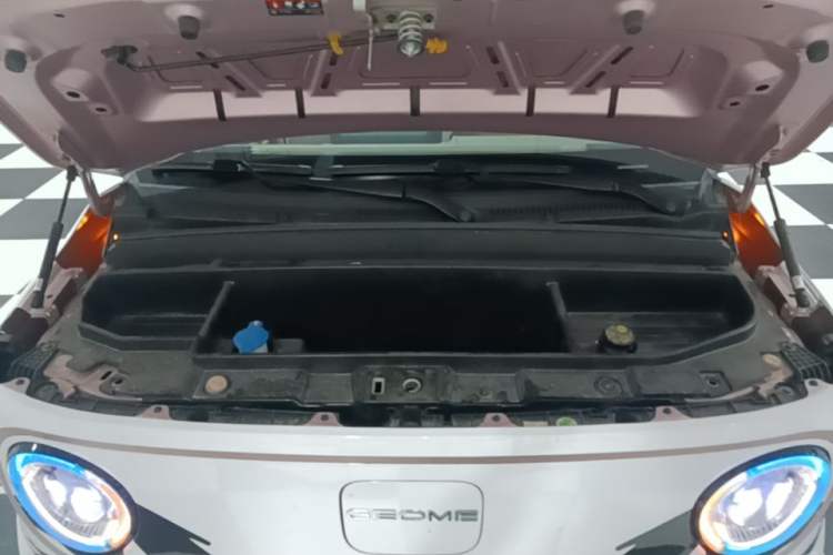 Used Geely Galaxy Panda 2023 Panda Mini 200km Dynamic Bear Engine Bay
