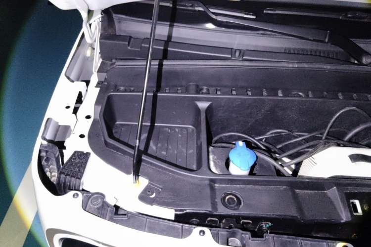 Used Geely Galaxy Panda 2023 Panda Mini 200km Endurance Bear Engine Bay Right