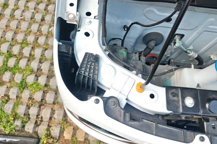 Used Geely Galaxy Panda 2023 Panda Mini 200km Endurance Bear Engine Bay Right
