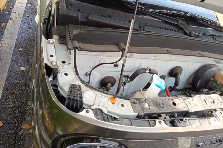 Used Geely Galaxy Panda 2023 Panda Mini 200km Endurance Bear Engine Bay Right