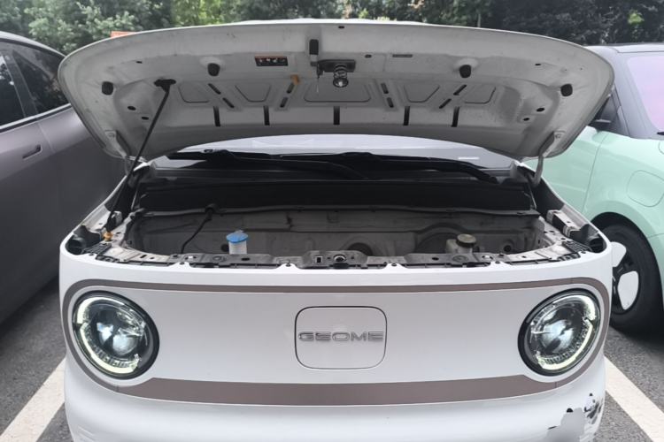 Used Geely Galaxy Panda 2023 Panda Mini 200km Endurance Bear Engine Bay