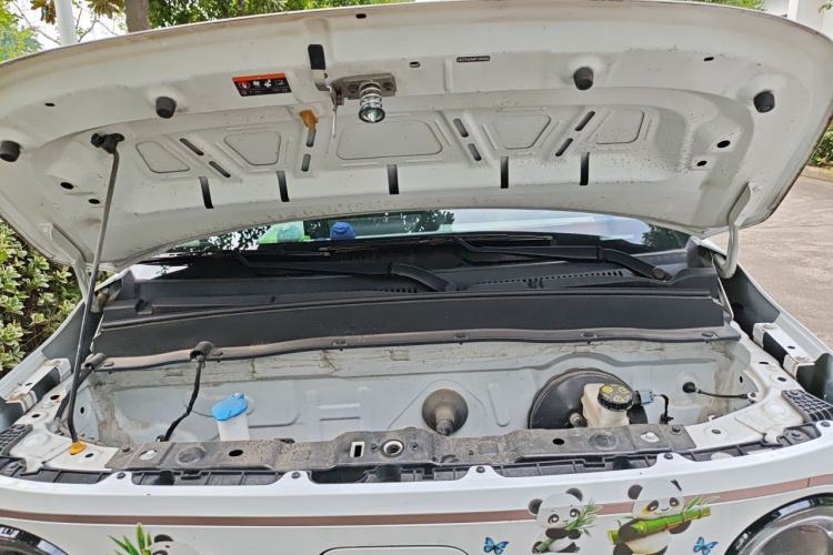 Used Geely Galaxy Panda 2023 Panda Mini 200km Endurance Bear Engine Bay