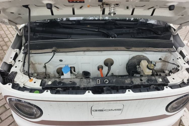 Used Geely Galaxy Panda 2023 Panda Mini 200km Endurance Bear Engine Bay