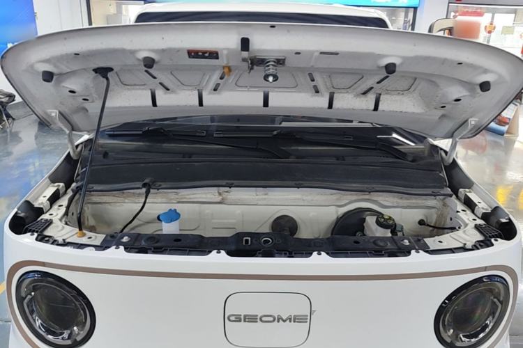 Used Geely Galaxy Panda 2023 Panda Mini 200km Endurance Bear Engine Bay