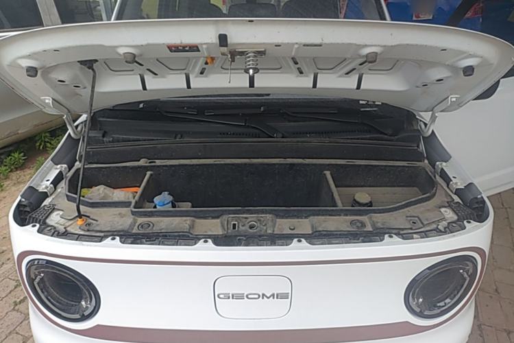 Used Geely Galaxy Panda 2023 Panda Mini 120km Super Cute Bear Engine Bay
