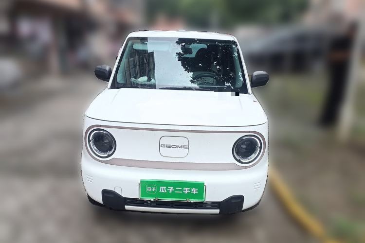 Used Geely Galaxy Panda 2023 Panda Mini 200km Endurance Bear Exterior 1