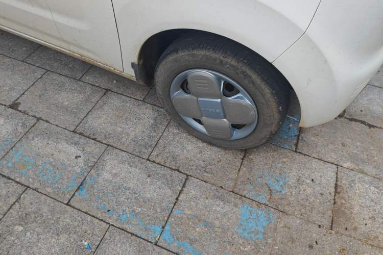 Used Geely Galaxy Panda 2023 Panda Mini 200km Endurance Bear Exterior 1