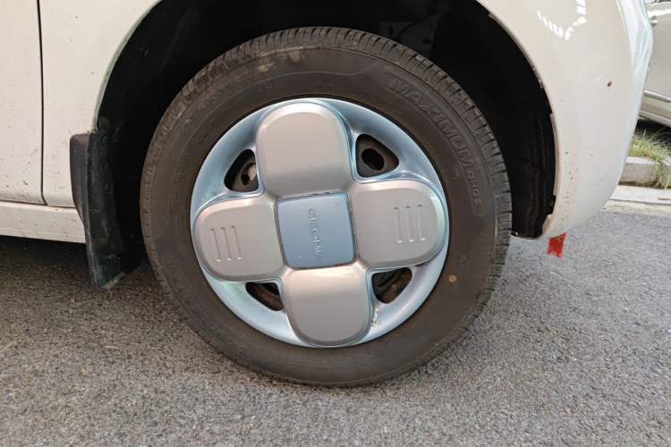 Used Geely Galaxy Panda 2023 Panda Mini 200km Endurance Bear Exterior 1