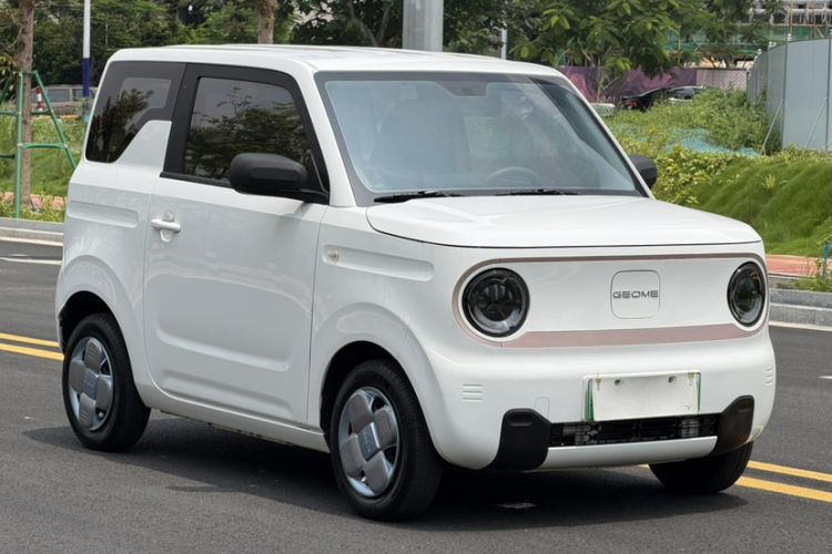 Used Geely Galaxy Panda 2023 Panda Mini 200km Endurance Bear Exterior 1