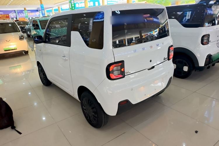Used Geely Galaxy Panda 2023 Panda Mini 200km Endurance Bear Exterior 2