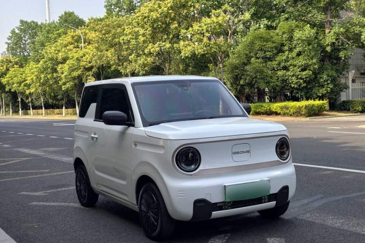 Used Geely Galaxy Panda 2023 Panda Mini 200km Endurance Bear Exterior 2