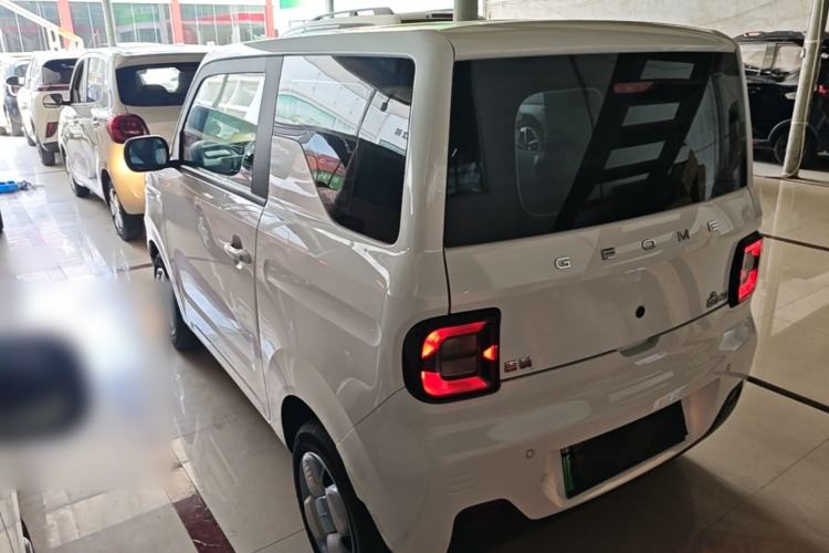 Used Geely Galaxy Panda 2023 Panda Mini 200km Endurance Bear Exterior 2