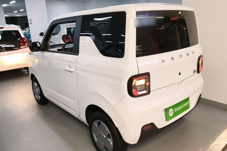 Used Geely Galaxy Panda 2023 Panda Mini 200km Endurance Bear Exterior 2