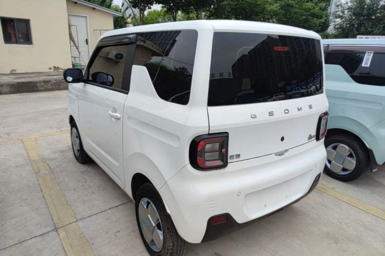 Used Geely Galaxy Panda 2023 Panda Mini 200km Endurance Bear Exterior 2