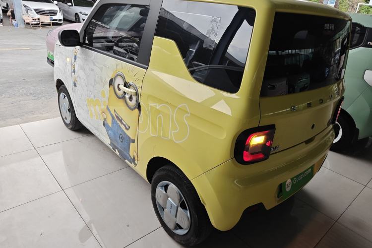 Used Geely Galaxy Panda 2023 Panda Mini 200km Endurance Bear Exterior 2