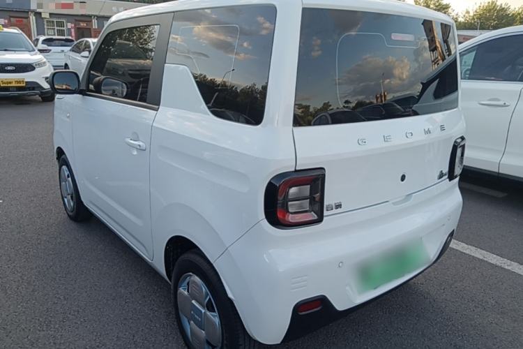 Used Geely Galaxy Panda 2023 Panda Mini 200km Endurance Bear Exterior 2