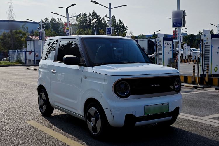 Used Geely Galaxy Panda 2023 Panda Mini New Year Edition Treasure Bear Exterior 2