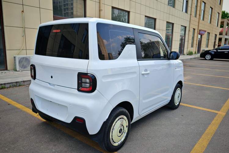 Used Geely Galaxy Panda 2023 Panda Mini 200km Endurance Bear Exterior 3