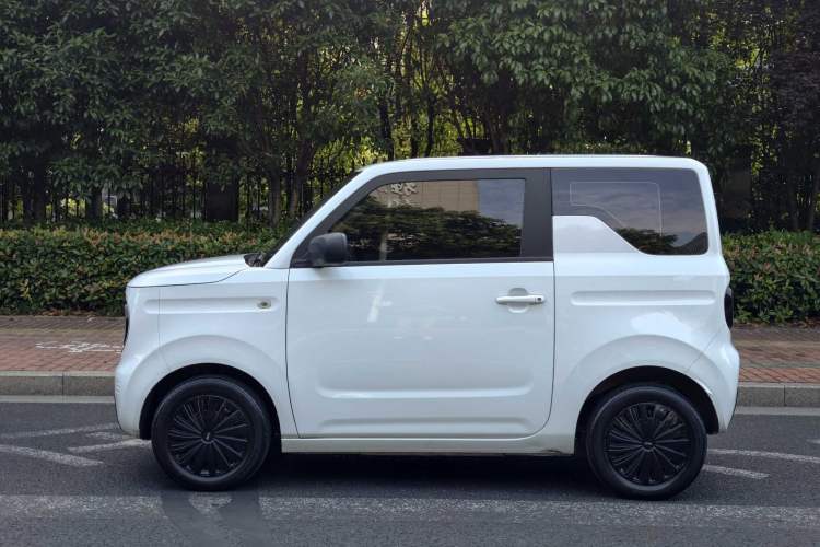 Used Geely Galaxy Panda 2023 Panda Mini 200km Endurance Bear Exterior 3