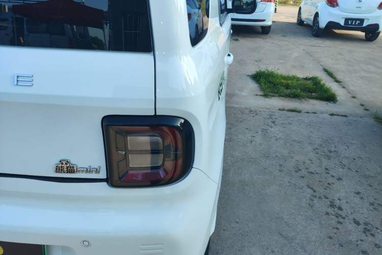 Used Geely Galaxy Panda 2023 Panda Mini 200km Dynamic Bear Exterior 3